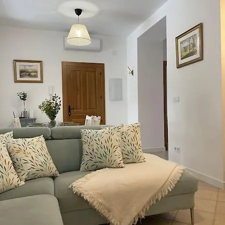 Apartamento Casa Azahar Centrally Located 2 Bedroom Alhaurín el Grande