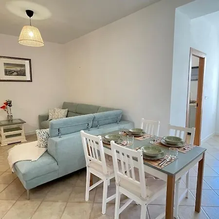Apartamento Casa Azahar Centrally Located 2 Bedroom Alhaurín el Grande