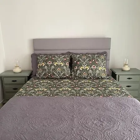 Casa Azahar Centrally Located 2 Bedroom