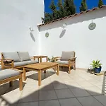 Casa Azahar Centrally Located 2 Bedroom