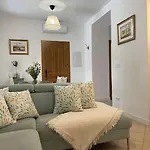 Apartamento Casa Azahar Centrally Located 2 Bedroom Alhaurín el Grande