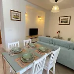 Casa Azahar Centrally Located 2 Bedroom Alhaurín el Grande
